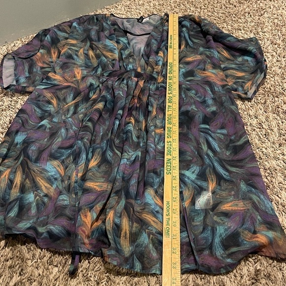 H&M divided peacock feather abstract print swim cover - Picture 9 of 11